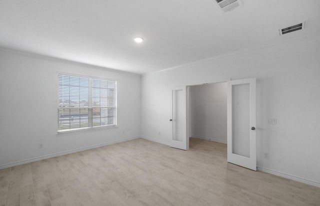 329 Dallas Meadows Drive, Dayton, TX 77535