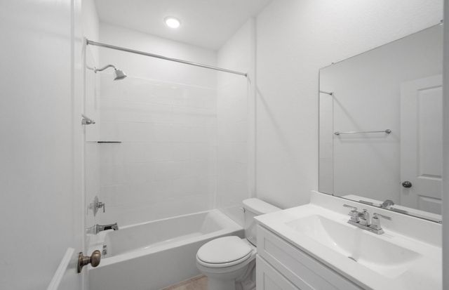 329 Dallas Meadows Drive, Dayton, TX 77535