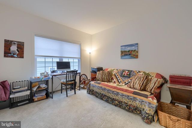 423 VALOR DR, Lititz, PA 17543