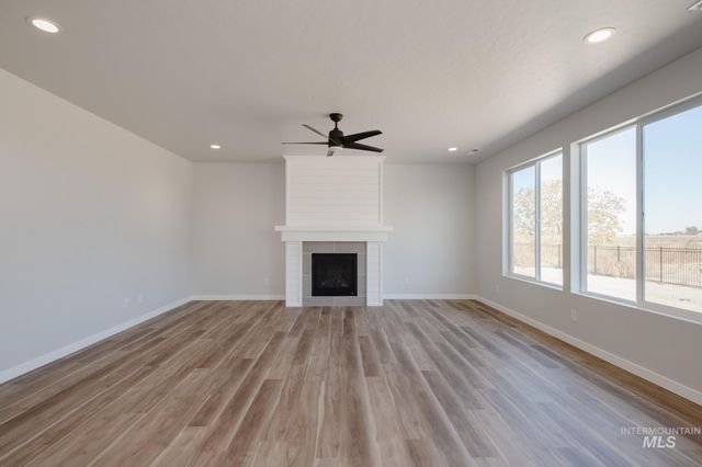 1597 Long Pond St, Middleton, ID 83644