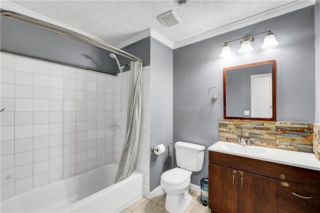 1501 Fieldrock Court, Lawrenceville, GA 30043