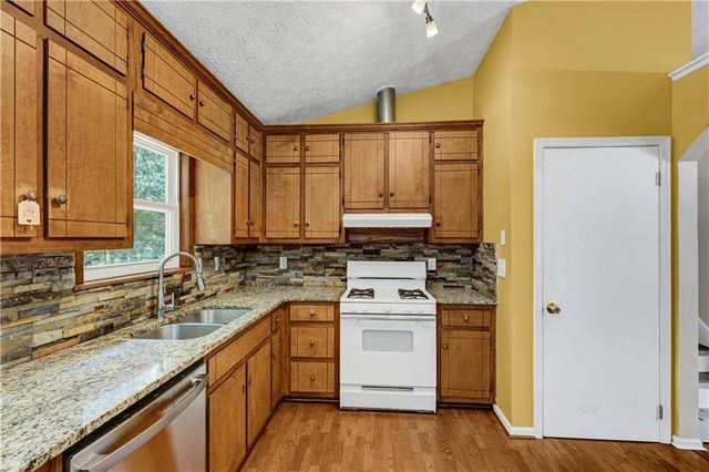1501 Fieldrock Court, Lawrenceville, GA 30043