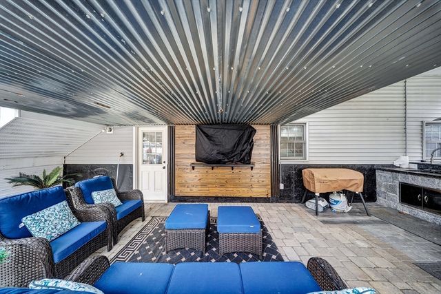 23 Christina Rd, Milford, MA 01757