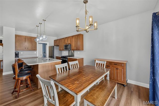 22707 Danison Drive, Warrenton, MO 63383