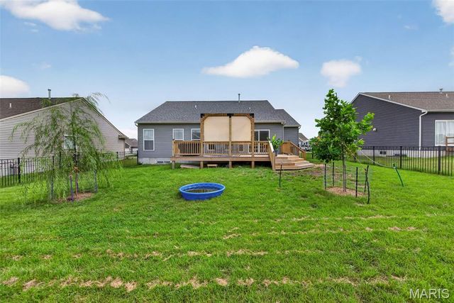 22707 Danison Drive, Warrenton, MO 63383
