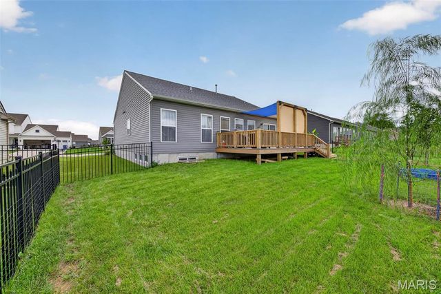 22707 Danison Drive, Warrenton, MO 63383
