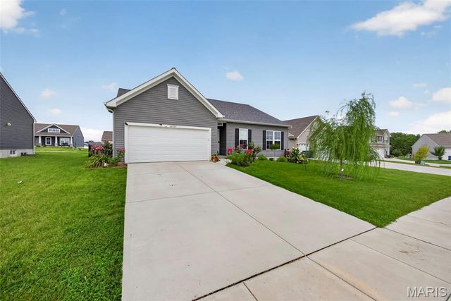 22707 Danison Drive, Warrenton, MO 63383