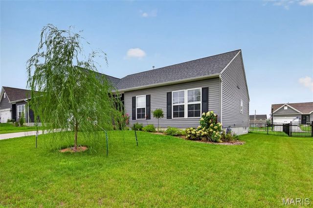 22707 Danison Drive, Warrenton, MO 63383