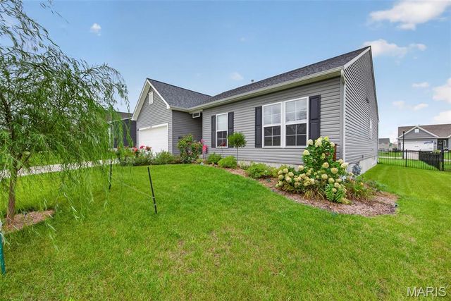 22707 Danison Drive, Warrenton, MO 63383
