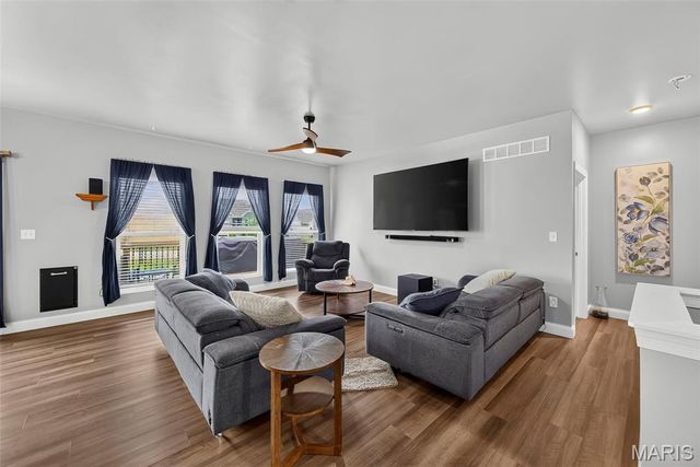 22707 Danison Drive, Warrenton, MO 63383