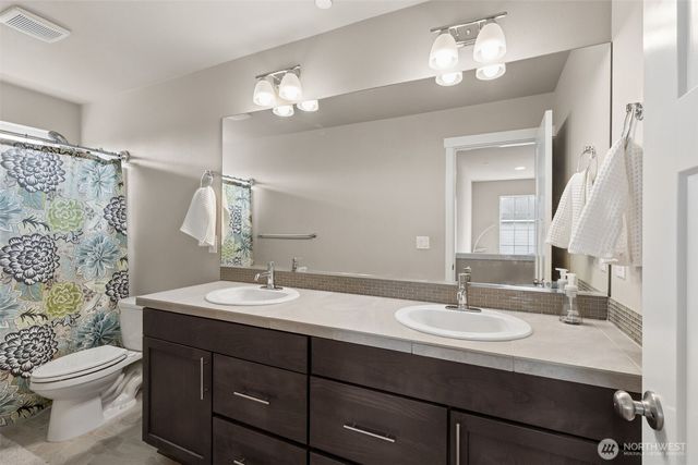 9128 127th Street Ct E, Puyallup, WA 98373