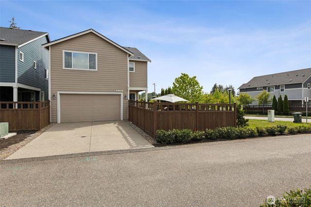 9128 127th Street Ct E, Puyallup, WA 98373