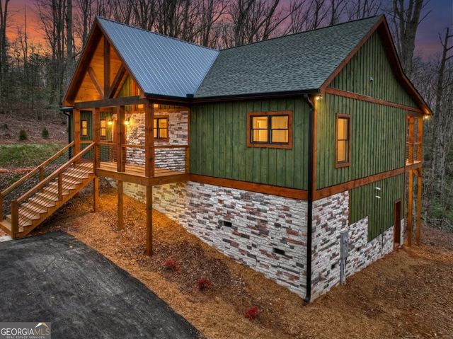 191 Bent Wood Lane, Blue Ridge, GA 30513