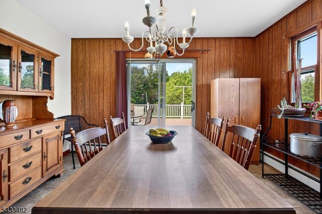 127 Hillcrest Rd, Readington Twp., NJ 08822