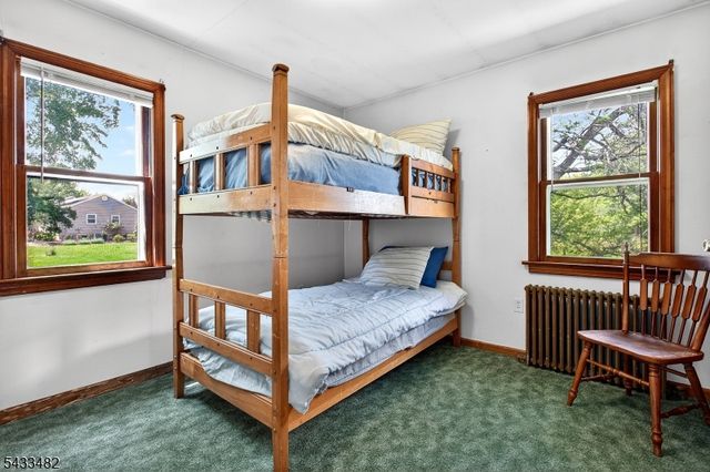 127 Hillcrest Rd, Readington Twp., NJ 08822