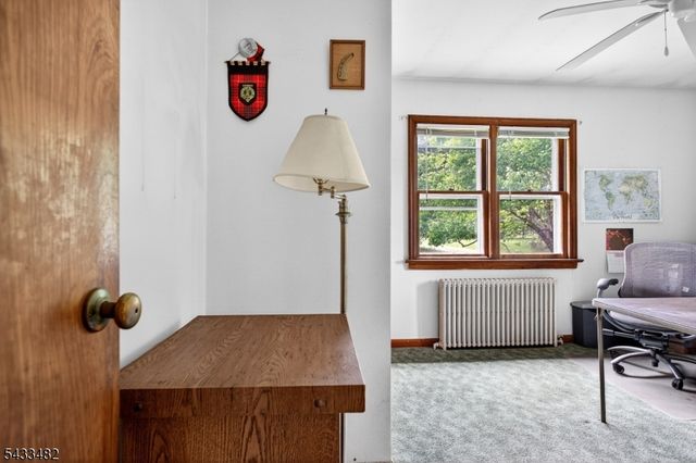 127 Hillcrest Rd, Readington Twp., NJ 08822