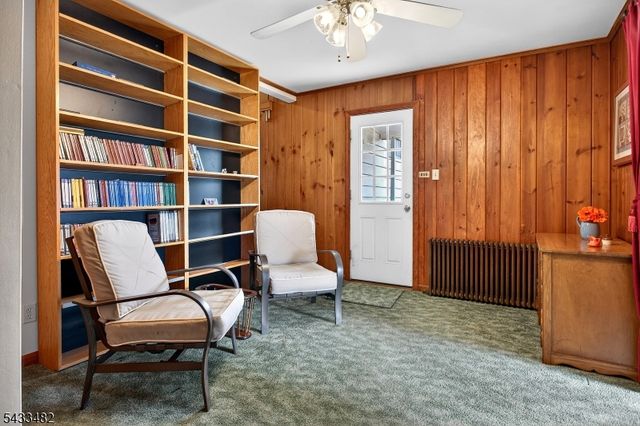 127 Hillcrest Rd, Readington Twp., NJ 08822