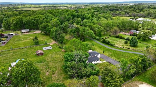127 Hillcrest Rd, Readington Twp., NJ 08822