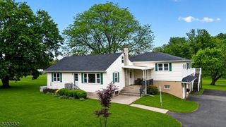 127 Hillcrest Rd, Readington Twp., NJ 08822