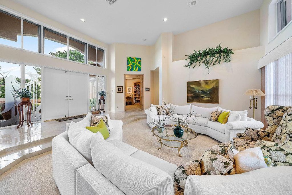 Image 10 of property listing at 7142 Montrico Drive, Boca Raton, FL 33433