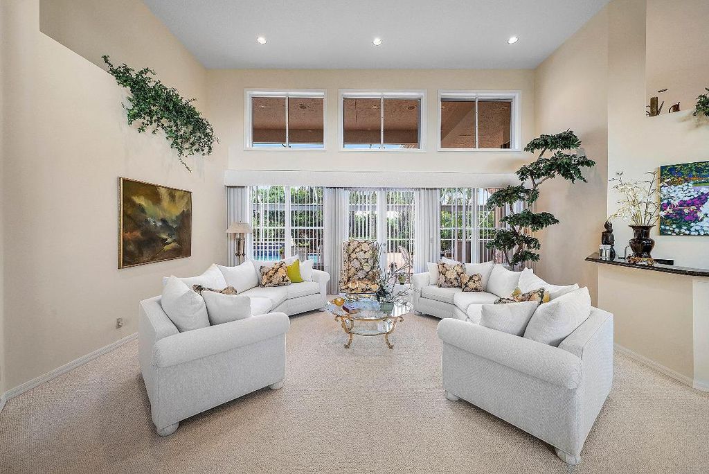 Image 12 of property listing at 7142 Montrico Drive, Boca Raton, FL 33433