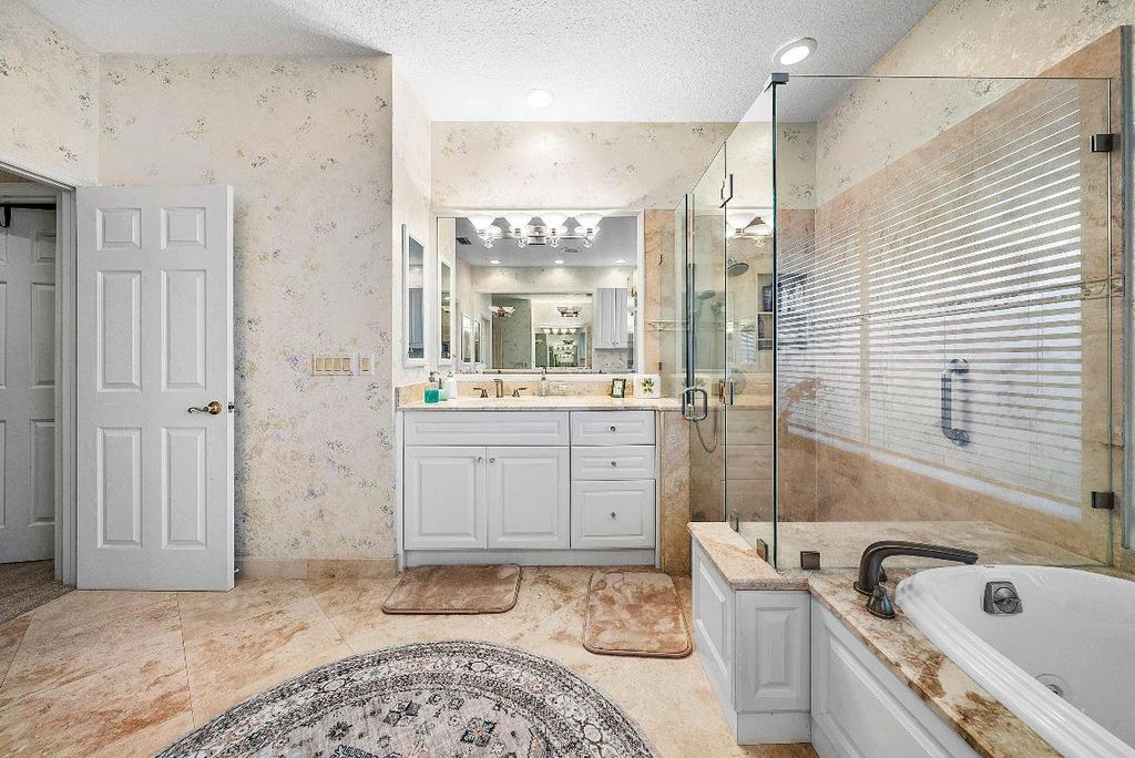 Image 37 of property listing at 7142 Montrico Drive, Boca Raton, FL 33433