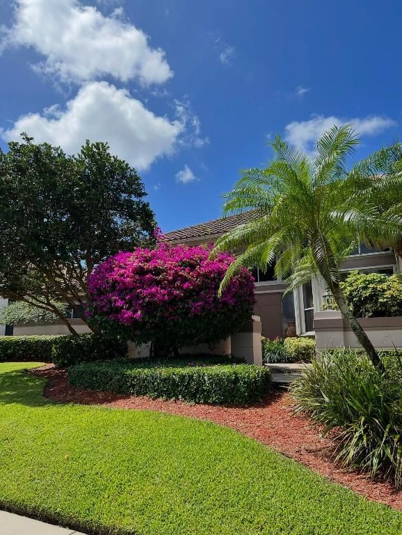 Image 5 of property listing at 7142 Montrico Drive, Boca Raton, FL 33433