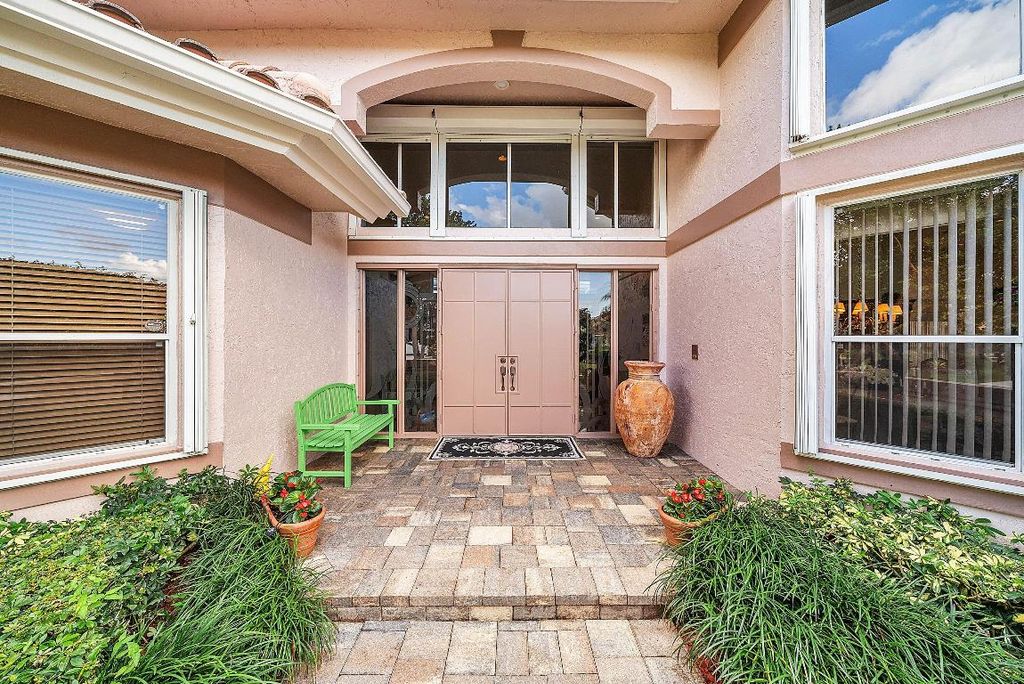Image 9 of property listing at 7142 Montrico Drive, Boca Raton, FL 33433