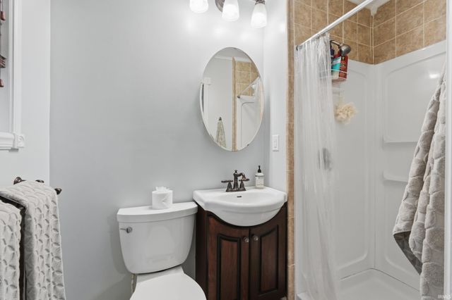 7011 Blake Drive, Fort Wayne, IN 46804