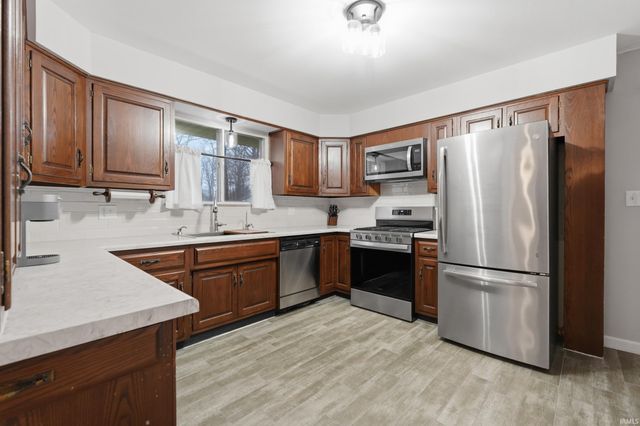 7011 Blake Drive, Fort Wayne, IN 46804