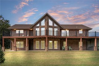15262 Shipe Road, Gravette, AR 72736