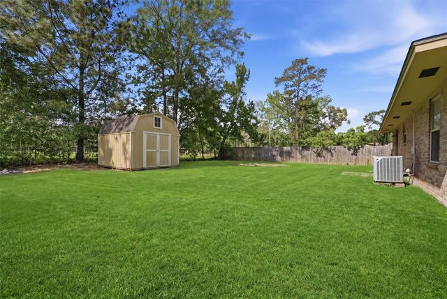 1300 E Hanson Street, Cleveland, TX 77327