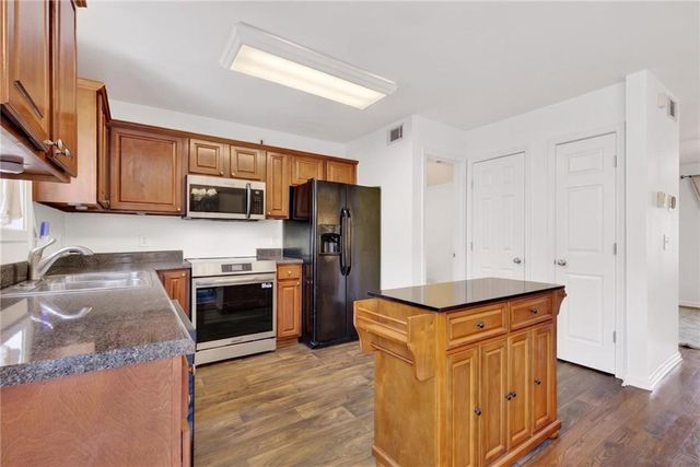 816 Summer Place, Norcross, GA 30071
