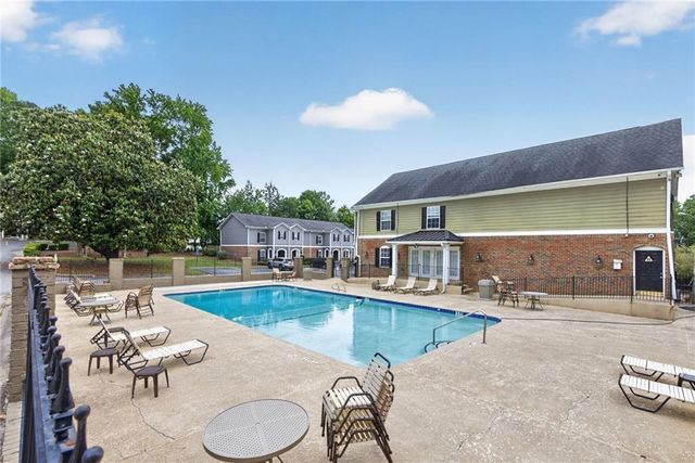 816 Summer Place, Norcross, GA 30071