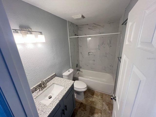 9205 TUDOR DRIVE C109, Tampa, FL 33615