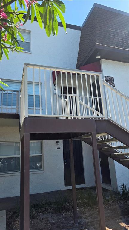 9205 TUDOR DRIVE C109, Tampa, FL 33615