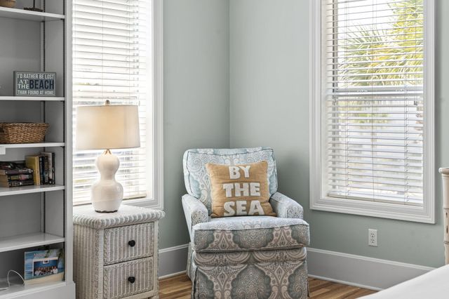 95 Barracuda Street, Destin, FL 32541