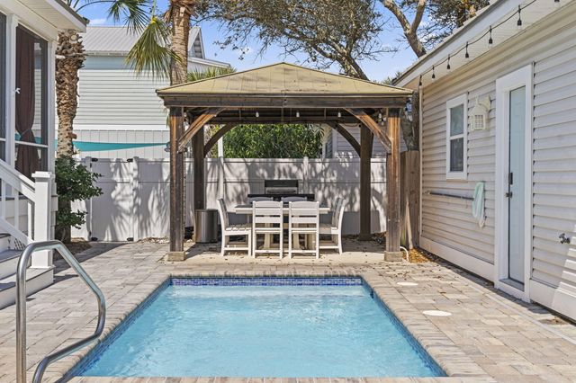 95 Barracuda Street, Destin, FL 32541