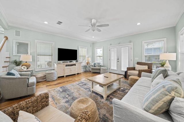 95 Barracuda Street, Destin, FL 32541