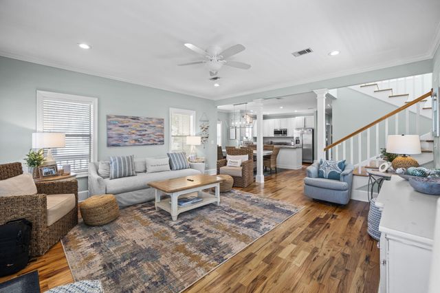 95 Barracuda Street, Destin, FL 32541