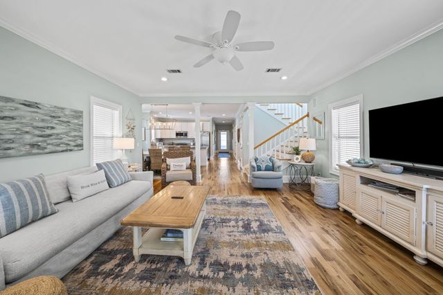 95 Barracuda Street, Destin, FL 32541