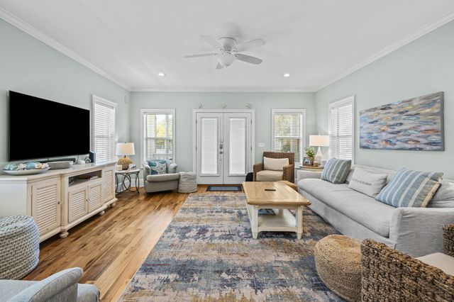 95 Barracuda Street, Destin, FL 32541