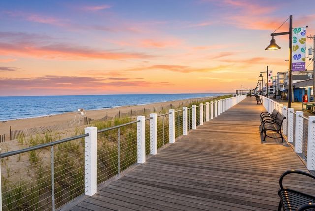 219 Beach Rd 15, Salisbury, MA 01952