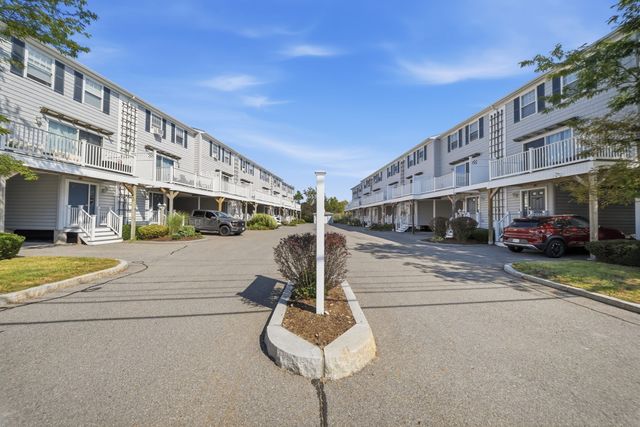 219 Beach Rd 15, Salisbury, MA 01952
