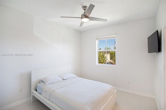132 SE 28th Pl 7, Homestead, FL 33033