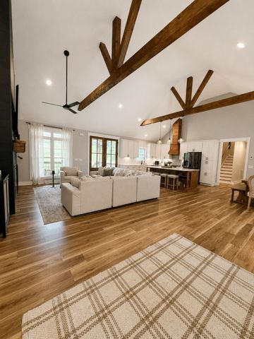 451 William Whitworth RD, Pulaski, TN 38478