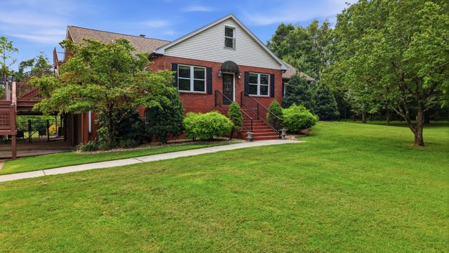 831 Osborne Ln, Murfreesboro, TN 37130