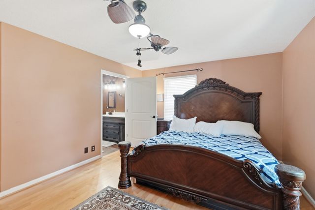 831 Osborne Ln, Murfreesboro, TN 37130