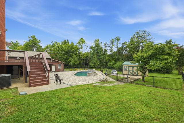 831 Osborne Ln, Murfreesboro, TN 37130
