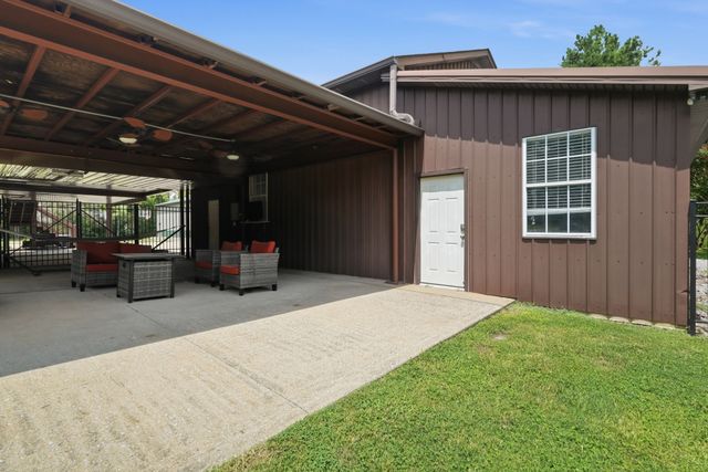 831 Osborne Ln, Murfreesboro, TN 37130